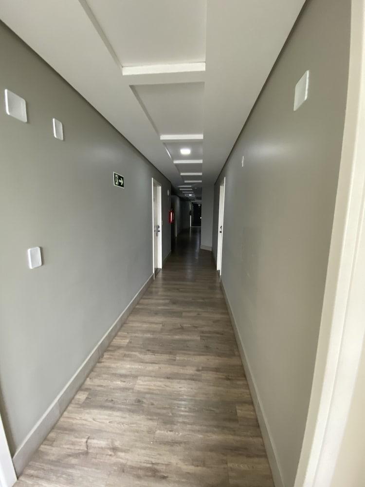 Hotel Avalon Maringa Economico Экстерьер фото